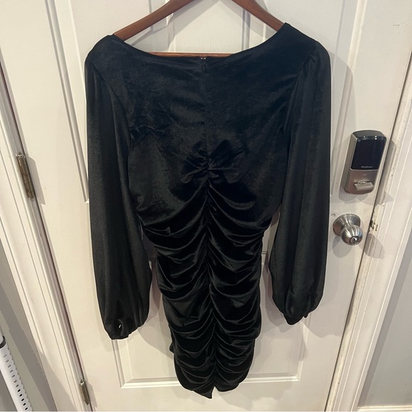 NWT Rachel Parcell Ruched Velvet Knee-Length Dress Long Sleeve Cocktail Holiday - Picture 8 of 8
